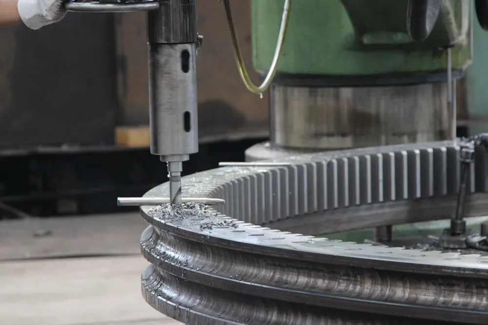 Machining of a slewing bearing component