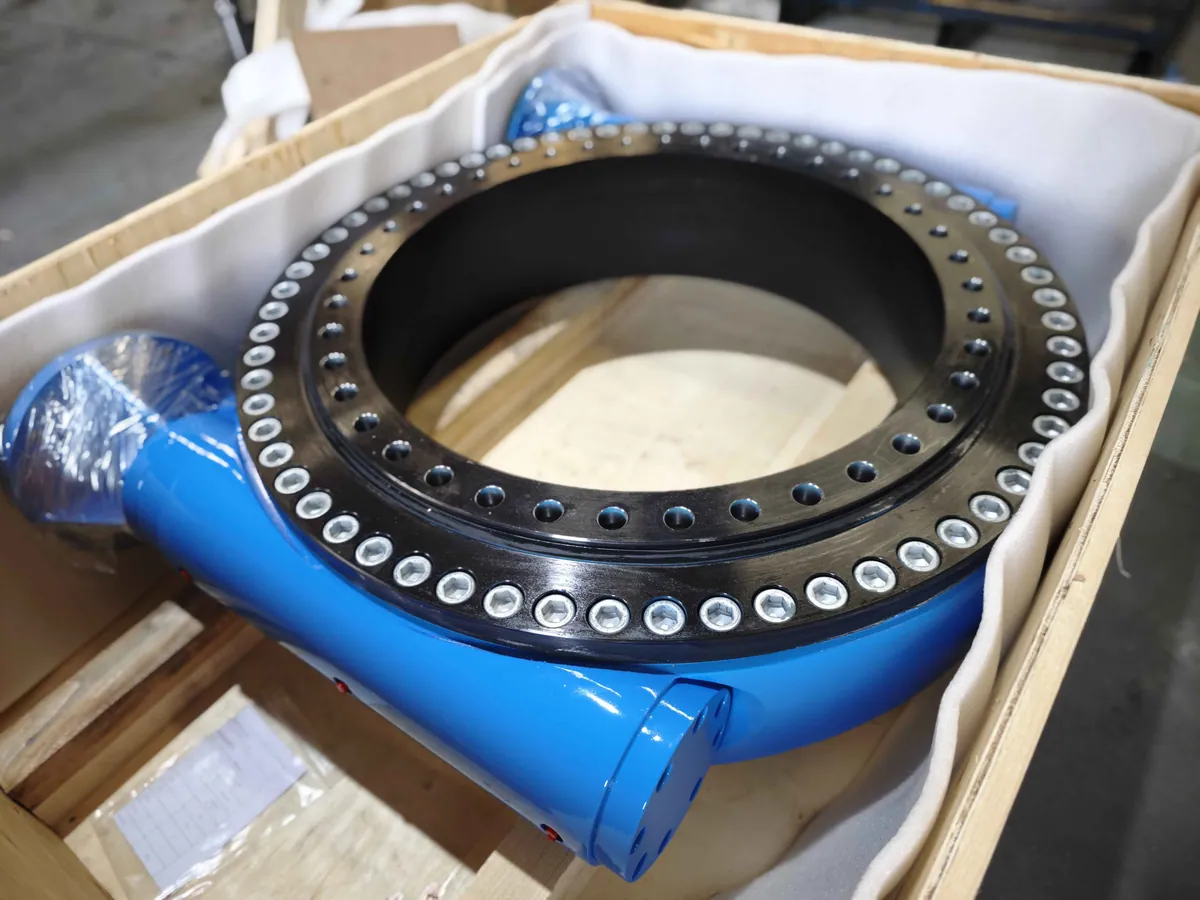WD Series Slewing Drive Packed in a Cushioned Wooden Crate